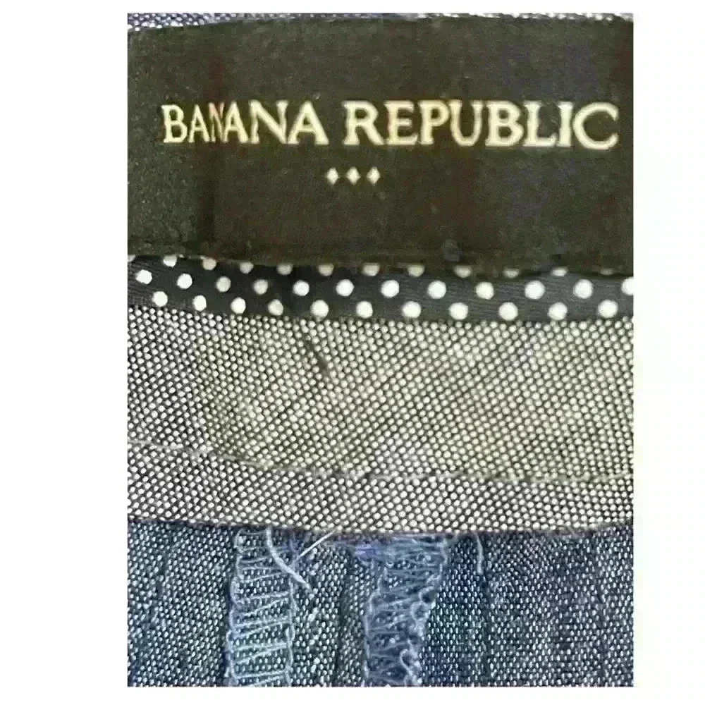 Banana Republic Women's Tie Waist Shorts Size 4 Pinstripe Blue